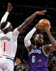 开云体育-全明星归来清除杂音，皇帝亲口表态：我心仍属湖人