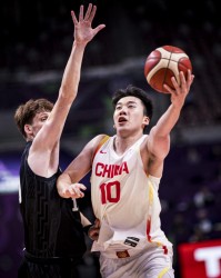 男篮集训曾问过亚洲杯大腿？球迷：把郭士强带到了不属于他的高度