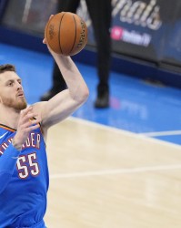 戴格诺特谈哈滕先发：这套阵容有明显优势 让他多打也是有意为之