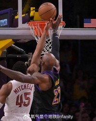 对手：詹姆斯防守被低估！他单防莫布里、限制骑士进攻！|湖人|阿特金森|詹姆斯·哈登|洛杉矶快船队|体育赛事讨论_新浪体育_新浪新闻