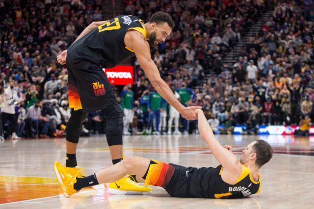 1640576257626058668.jpg Jazz-211226-scaled-e1640526271204-1024x683.jpg